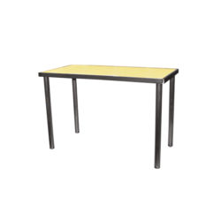 Medium Nesting Table – retail display