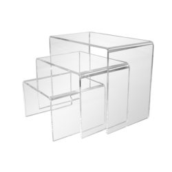 Cubes, Risers & Easels
