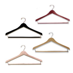 17 inch wood suit hanger H100 series natural finish with chrome hook